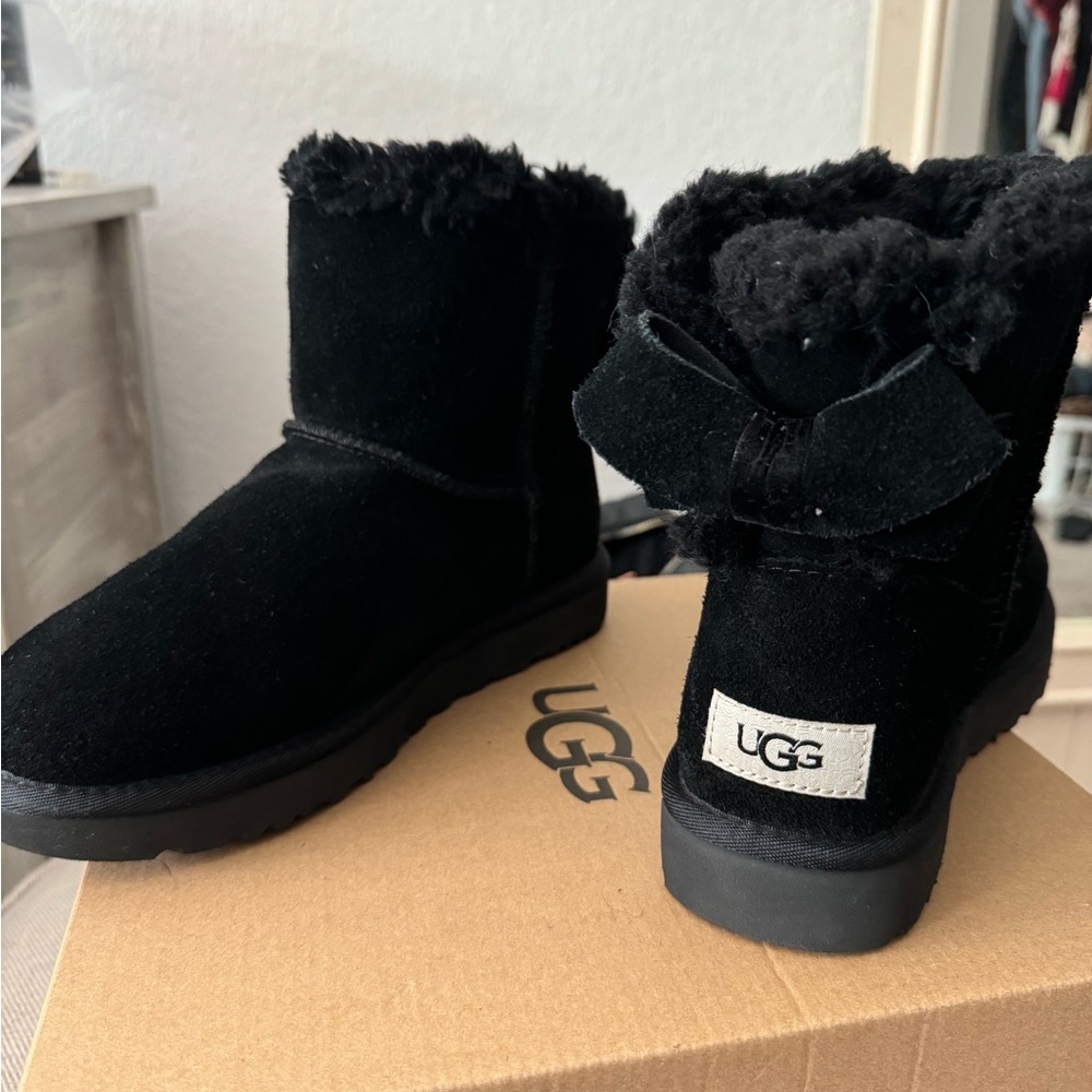 Ugg Bailey bow